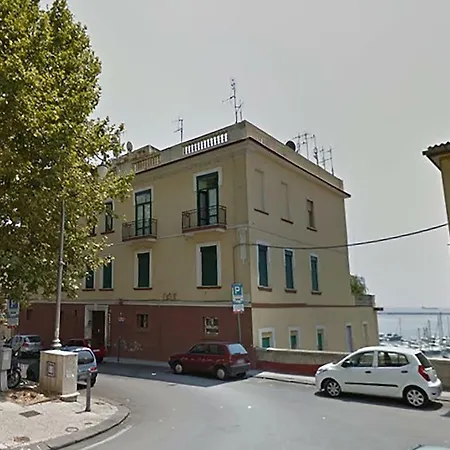 Nereidi Casa de hóspedes 4*